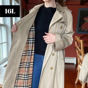 Vintage Burberry Trench w/ Removable Liner